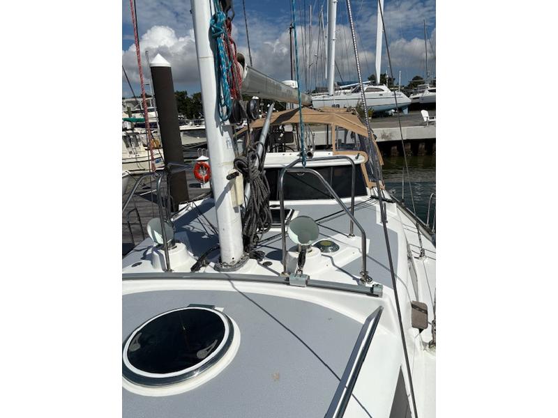 Custom Scotia Offshore 44 - Twin Diesels