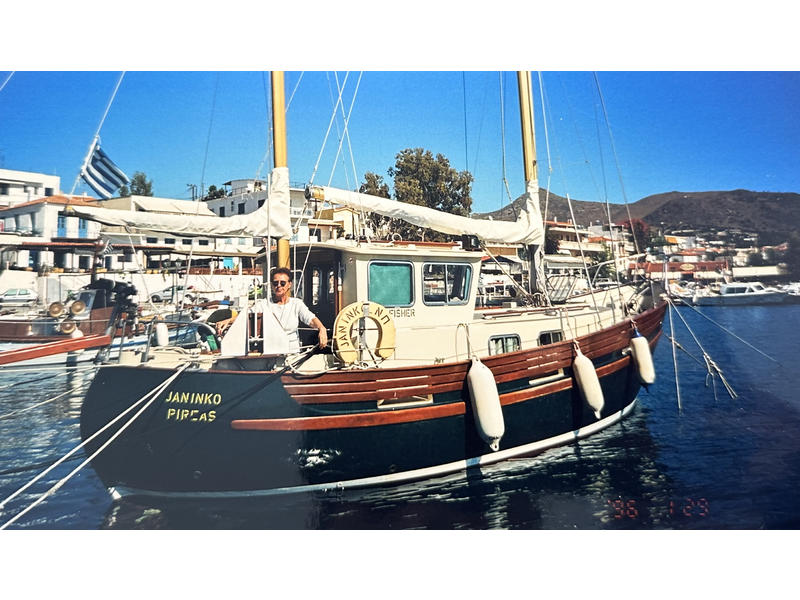 1976 Fairways Marine Fisher 30 located in  for sale