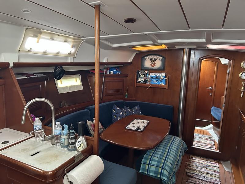 Beneteau Oceanis 393