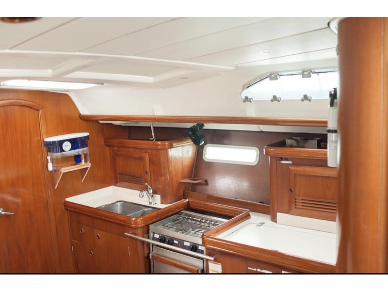 Beneteau 393