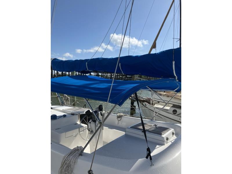 Morgan Out Islander sloop