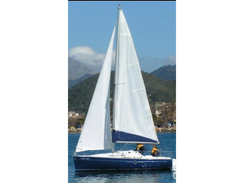 Beneteau First 210