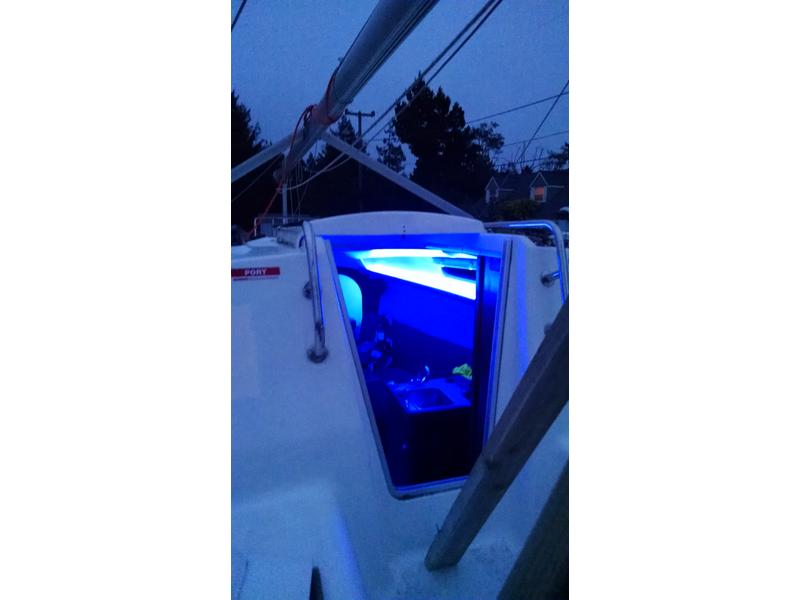 Hunter 27