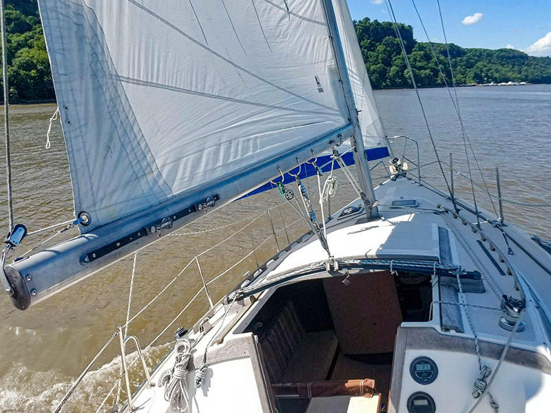 Catalina 30 MkI TR BS FK & dinghy w/motor