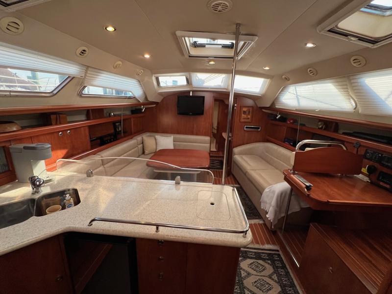 Hunter 41 DS