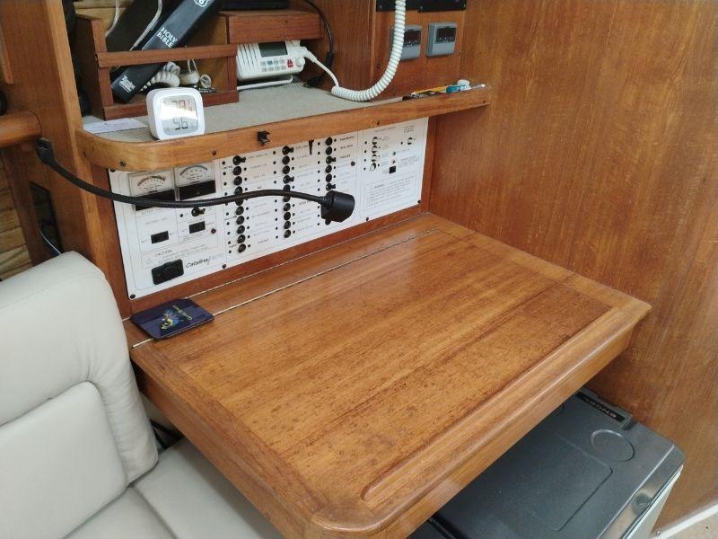 Catalina 380