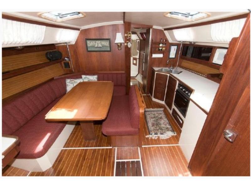 Catalina 42 