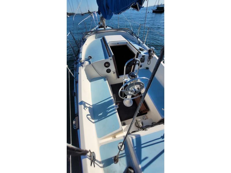 Morgan Out Island 28