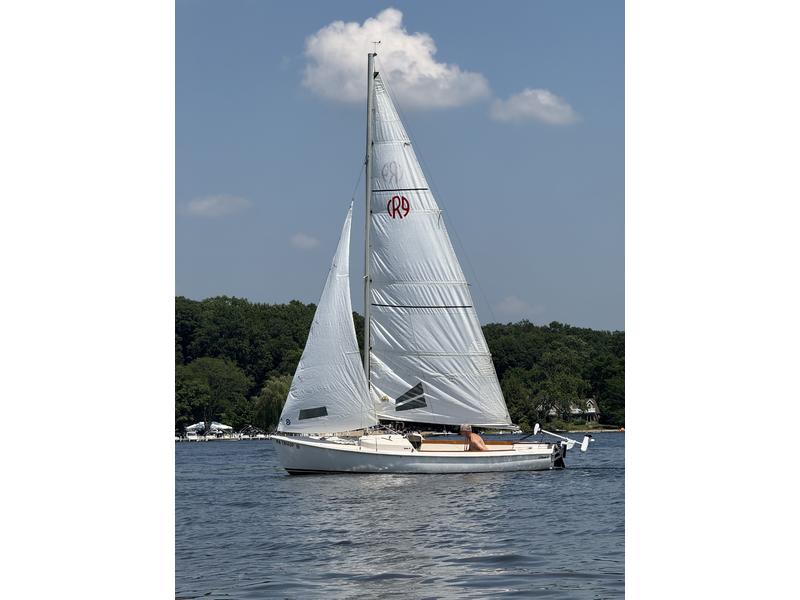 2000 Stuart Marine Rhodes 19 Centerboard located in Pennsylvania for sale