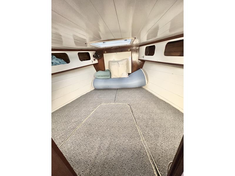 Reliance 44 Sloop