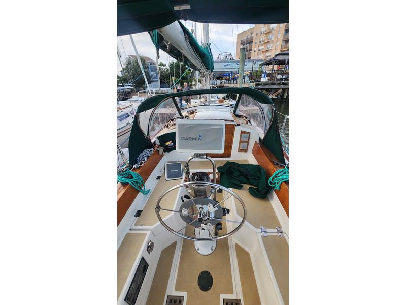 Cape Dory Cape Dory 32