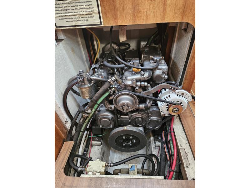 Hunter Aft Cockpit 41