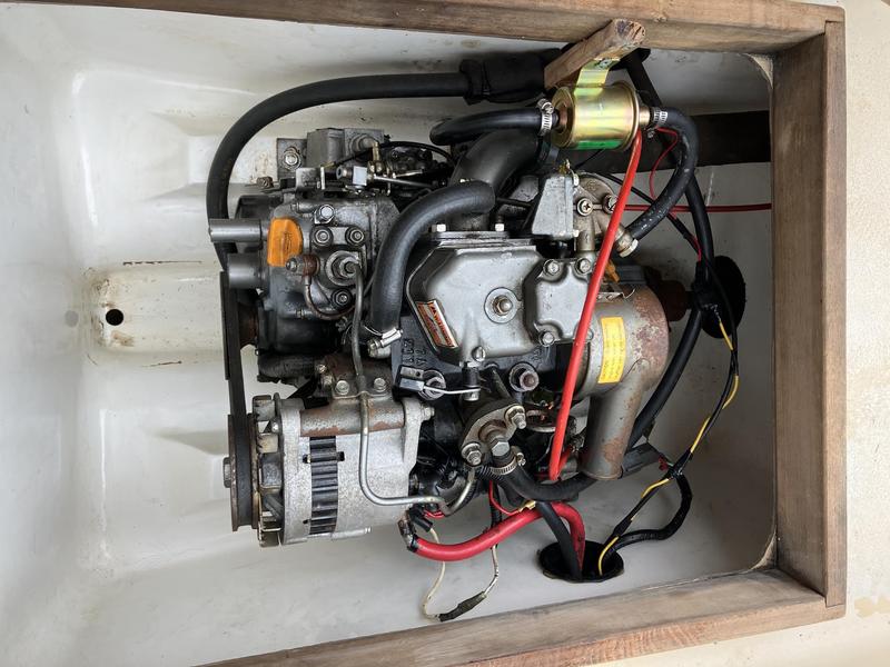 1995 Menger 19' Catboat 