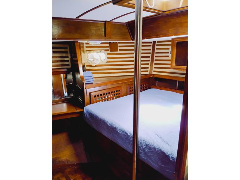 Endeavour 43 Ketch