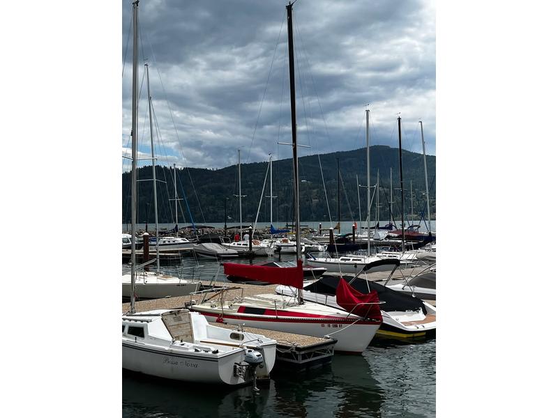 1985 Merit Marine Merit 22 located in Washington for sale