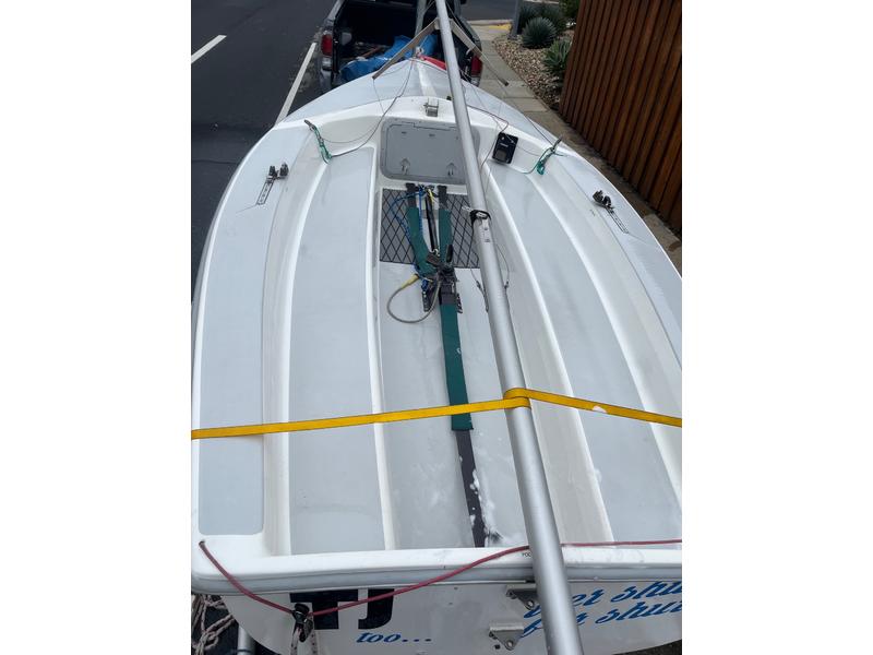 2000 Catalina Capri 14.2 located in California for sale