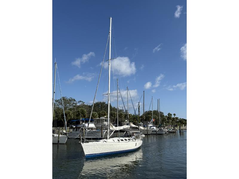 1990 Beneteau First 41s5 located in Florida for sale