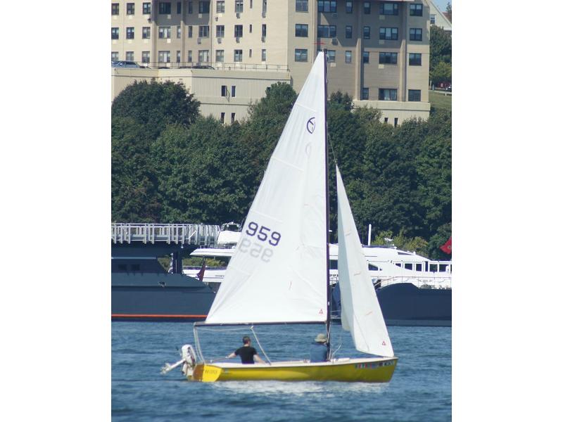 1979 Sumner Islands 17 located in Maine for sale