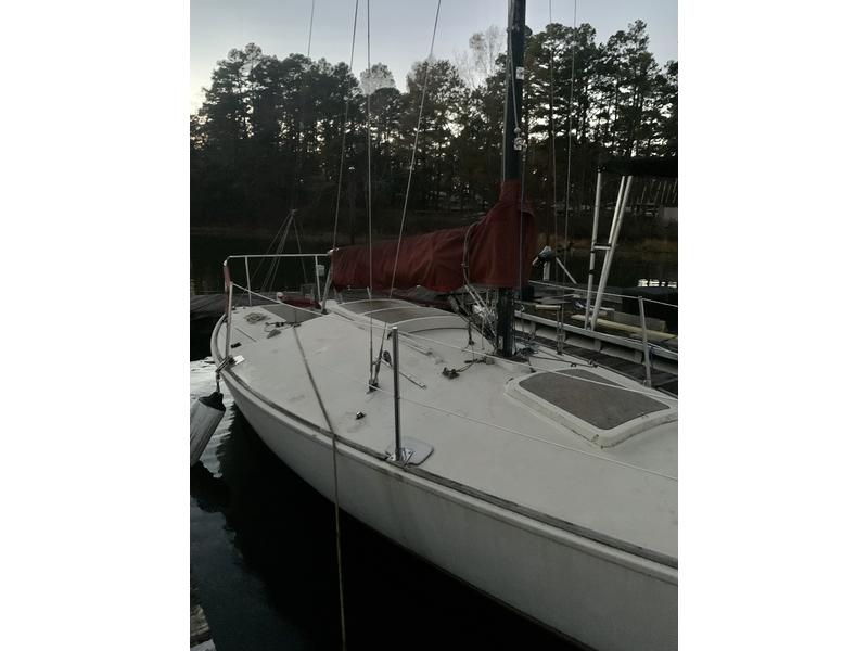  J 24 located in Arkansas for sale