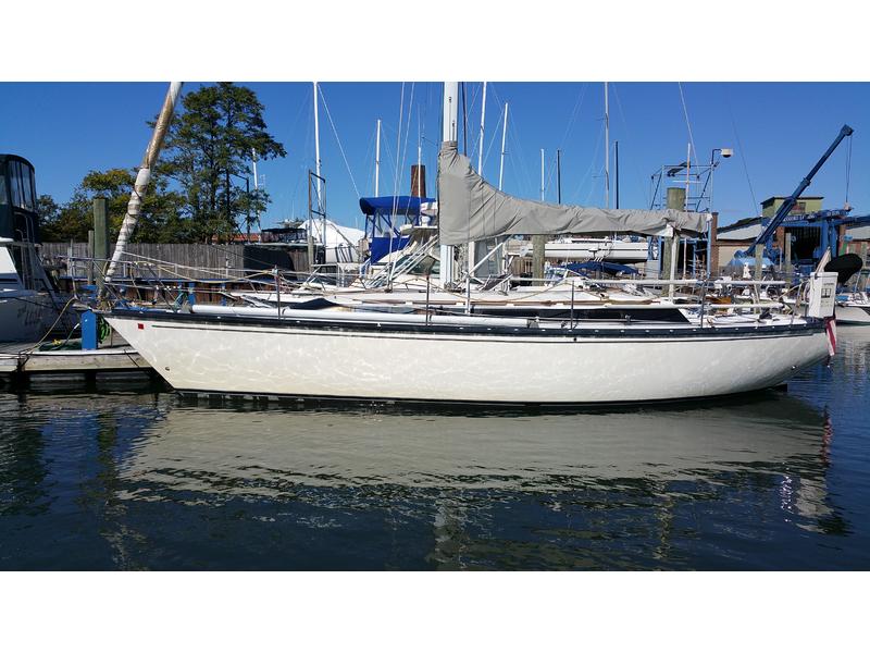 1981 DUFOUR 4800 located in Connecticut for sale