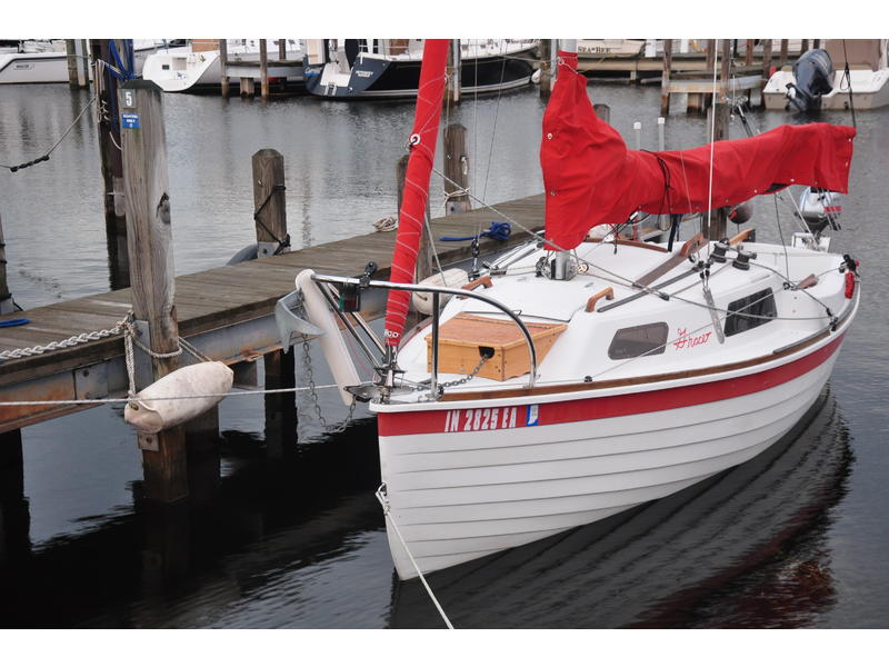 2014 Sage Marine Sage 17 located in Indiana for sale