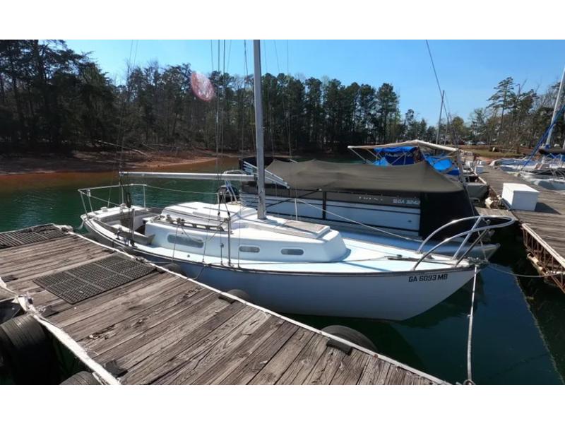 1976 Cape Dory 25 located in Georgia for sale