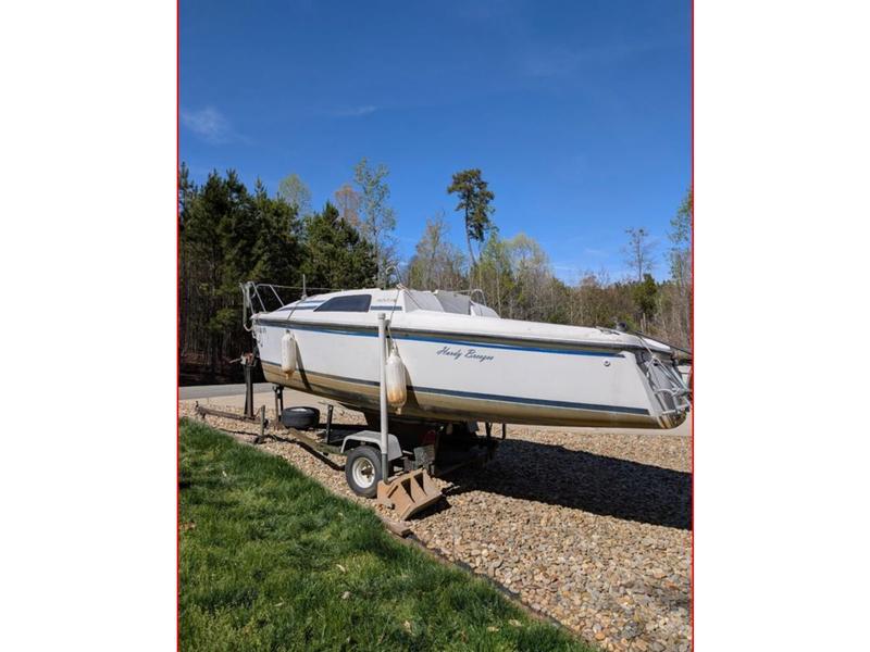 1988 Hunter  located in North Carolina for sale