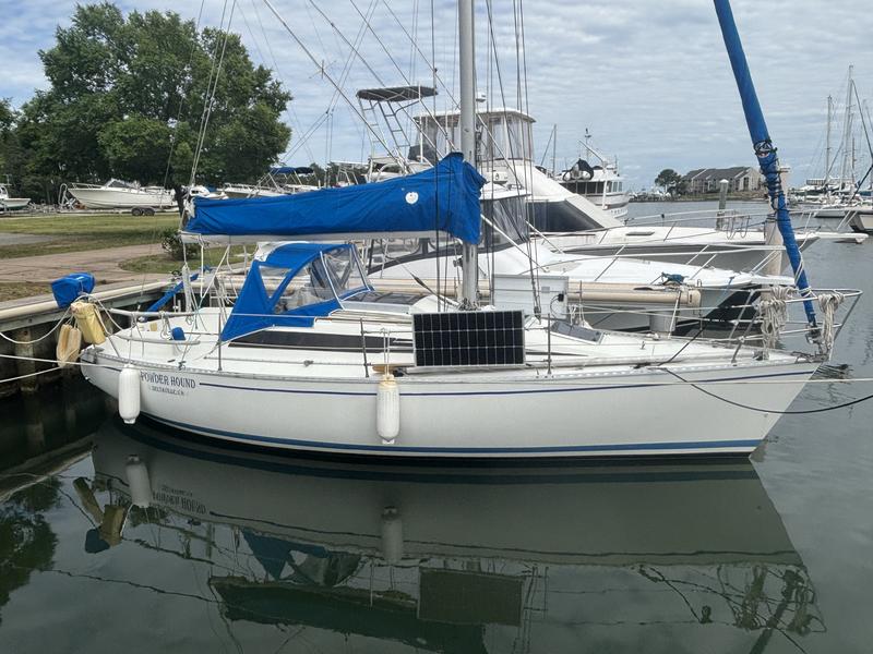 1985 Beneteau First 29 located in Virginia for sale
