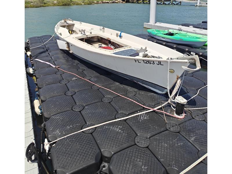 1986 Marine Concepts Sea Pearl 21 located in Florida for sale