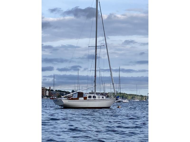 1967 Bristol 27 located in Rhode Island for sale