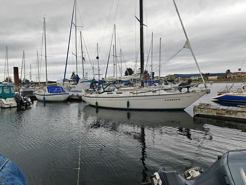 1975 Islander Yachts Islander 36 located in Outside United States for sale