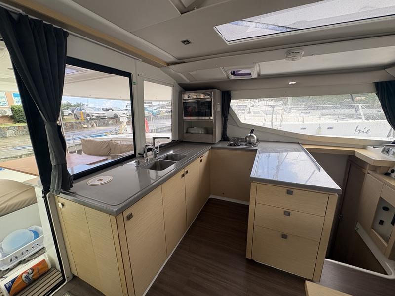Fountaine Pajot Helia 44 Evolution Oceanic