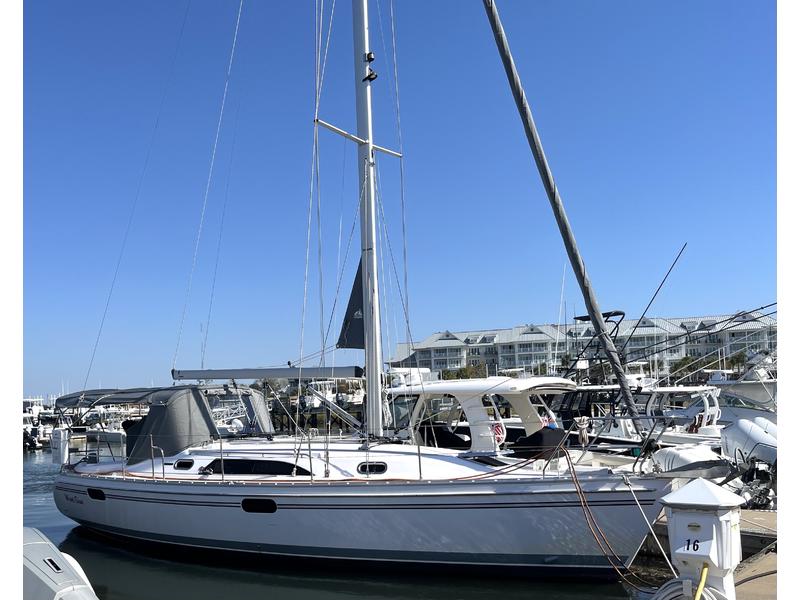 21 Catalina 355 located in New Jersey for sale