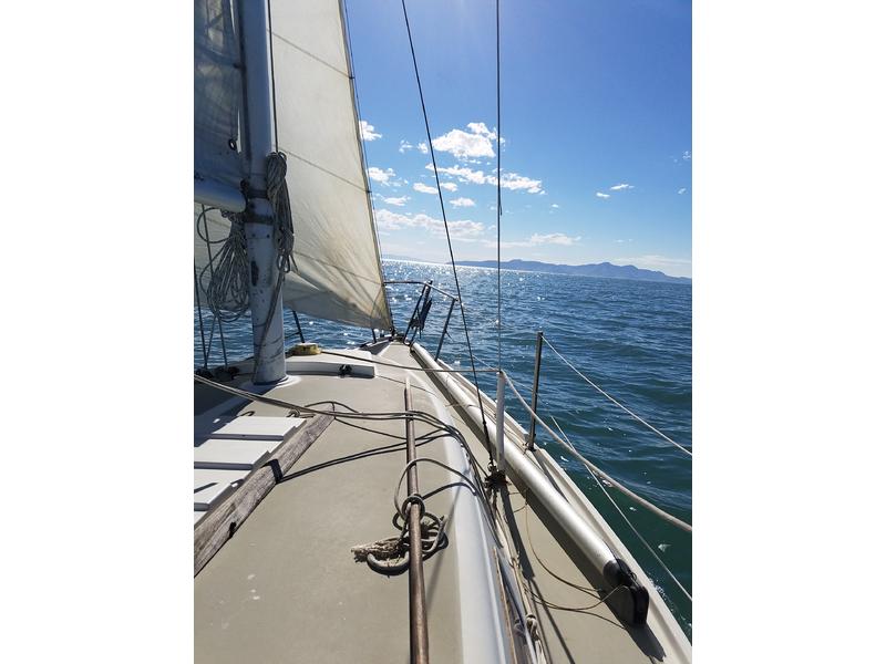 1975 cal 2-27 located in Utah for sale