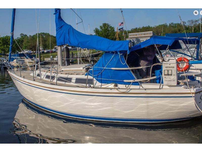 1985 Catalina 30 30' located in Pennsylvania for sale