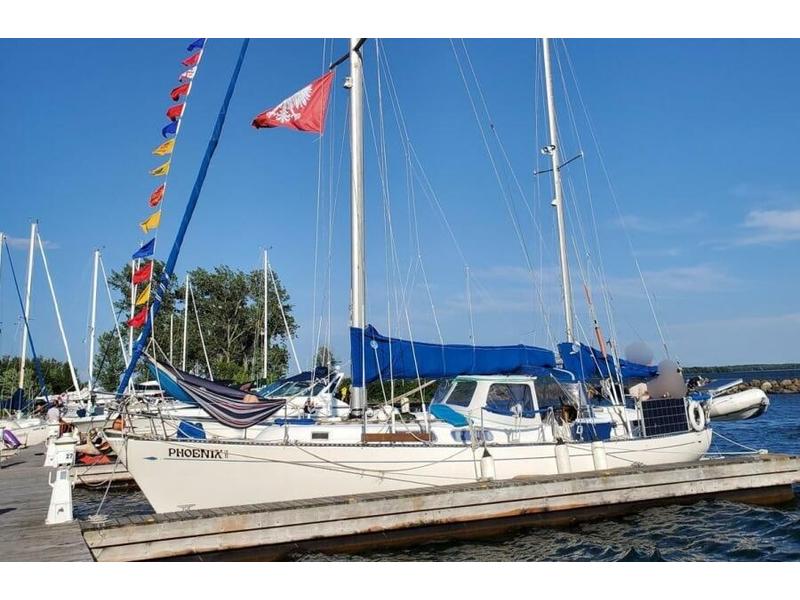 1979 Hughes 40 located in Florida for sale
