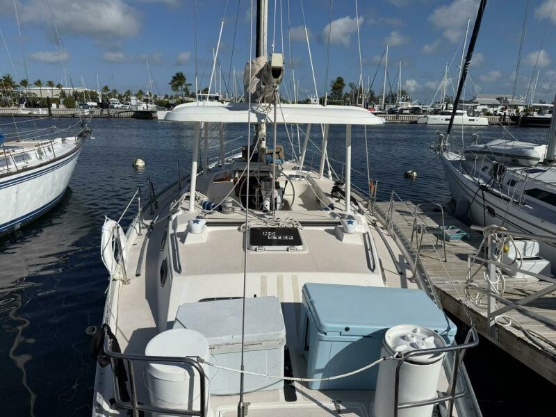 1989 Morgan 44 located in Florida for sale