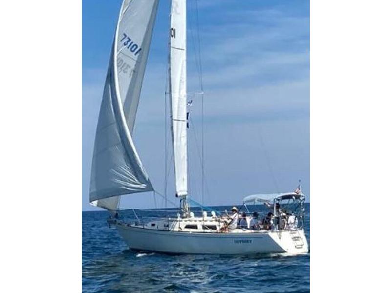 1987 Sabre 34 Mark II located in  for sale