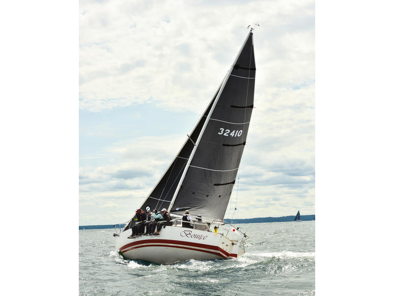 1982 J Boats J/30 located in New York for sale