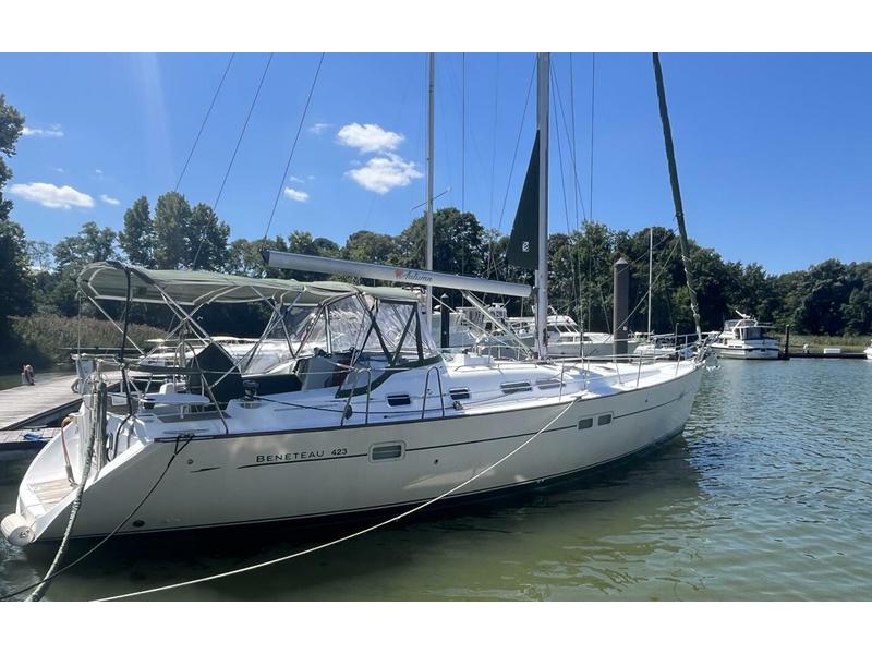 2005 Beneteau 423 located in  for sale