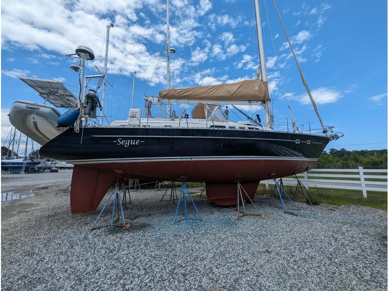 1989 Freedom 45 CC located in  for sale