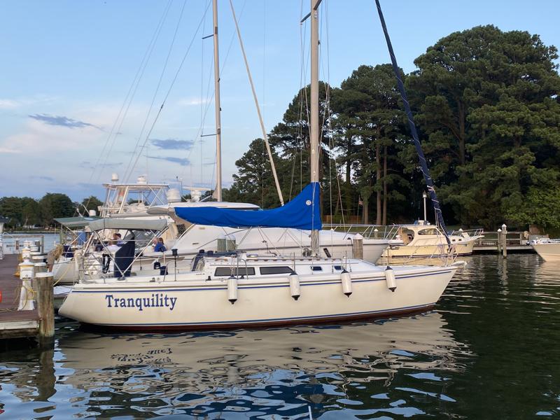 1991 Catalina 36 located in Virginia for sale
