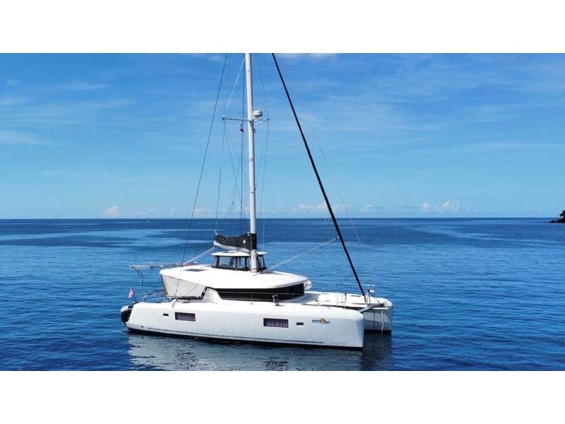 2018 Lagoon 42 3 Cabin Owners Version located in  for sale