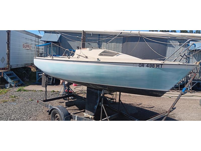 1977 Santana Santana 20 located in Oregon for sale
