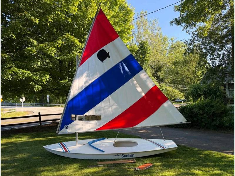 1982 Sunfish Sailboat located in New York for sale