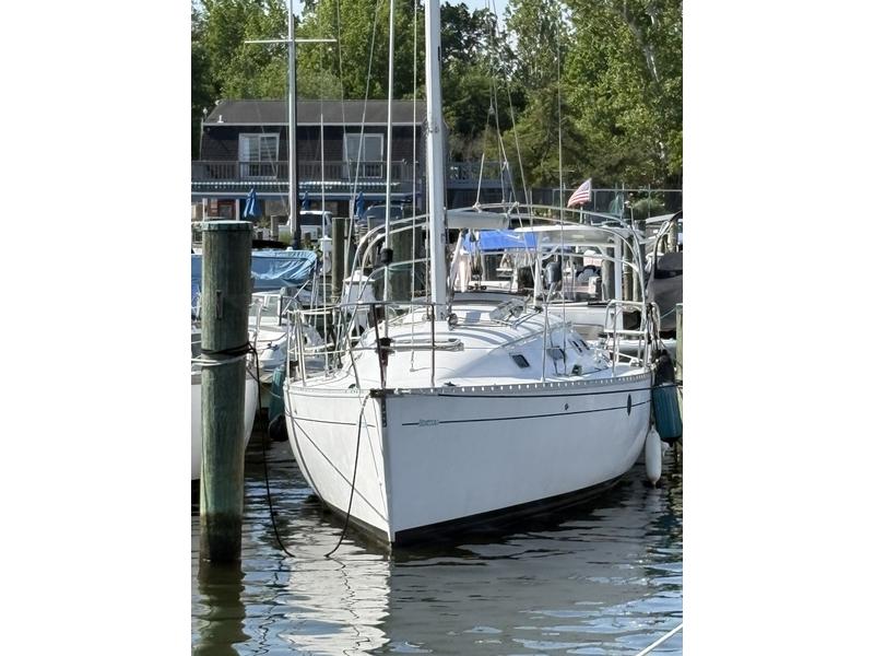 1993 Beneteau First 310 located in Maryland for sale