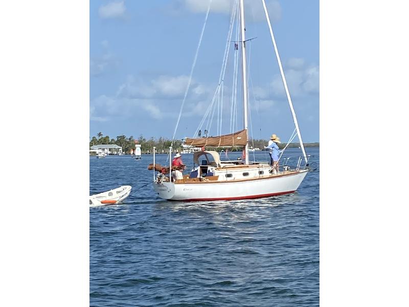 1984 Cape Dory 270 located in Kentucky for sale