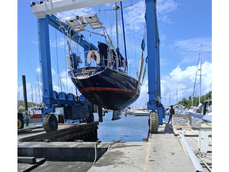 1992 Hylas 45.5 located in  for sale