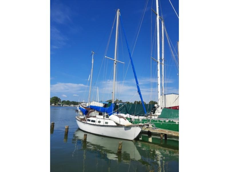 1962 Allied Seawind 30 located in Virginia for sale