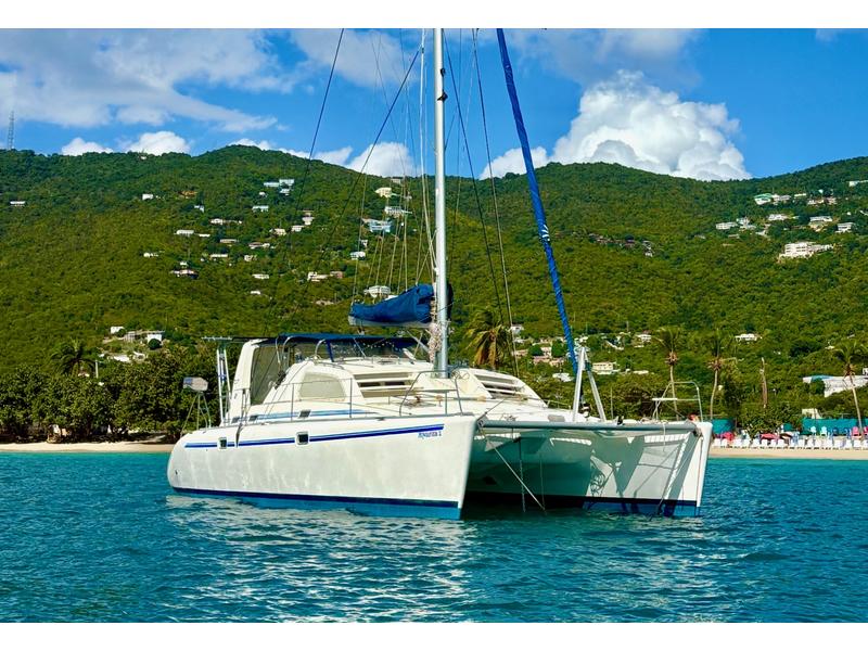 2001 Leopard 38 located in  for sale